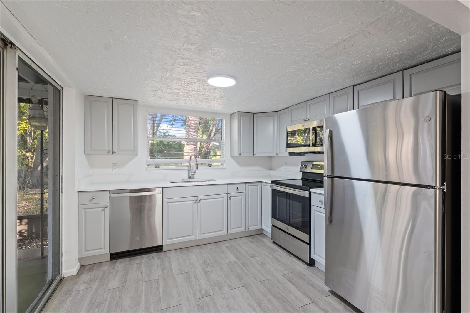 BROWN ACRES - Residential