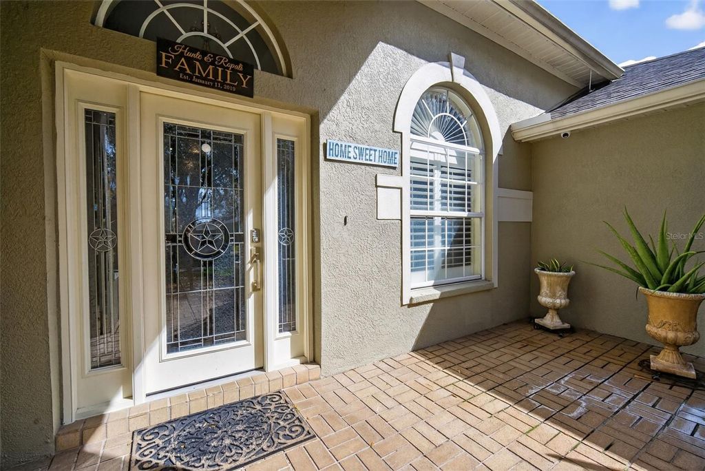 Photo of 15020 Eaglerise Drive, Lithia, FL 33547 (MLS # O6388549)