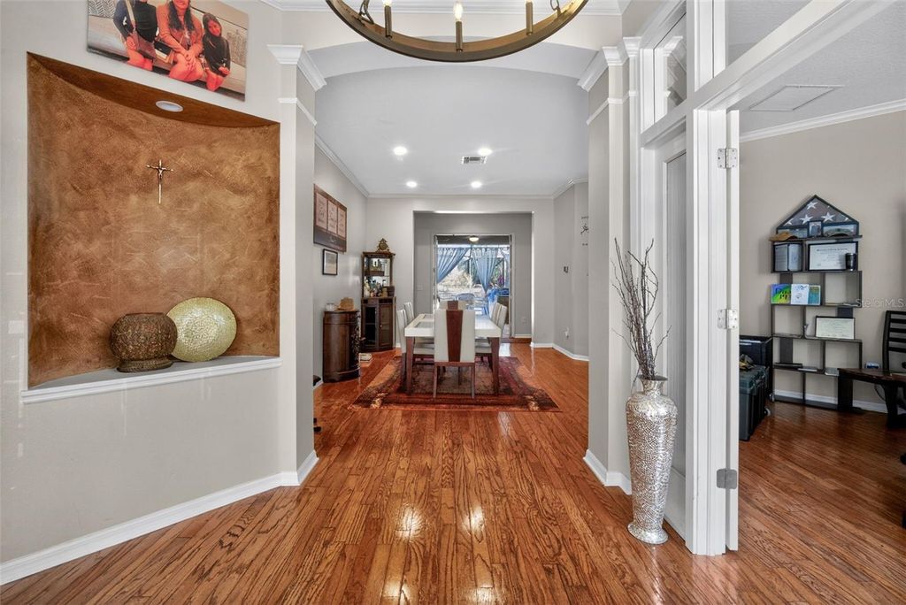 Photo of 15020 Eaglerise Drive, Lithia, FL 33547 (MLS # O6388549)