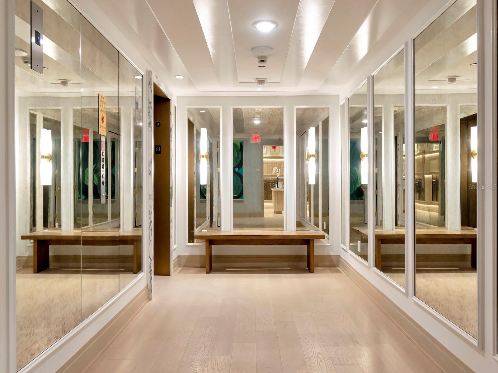 3105 BAY OAK CONDOMINIUM LOT TH04 - Residential