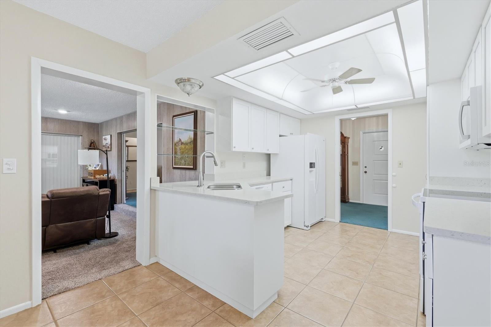 DE SOTO LAKES - Residential