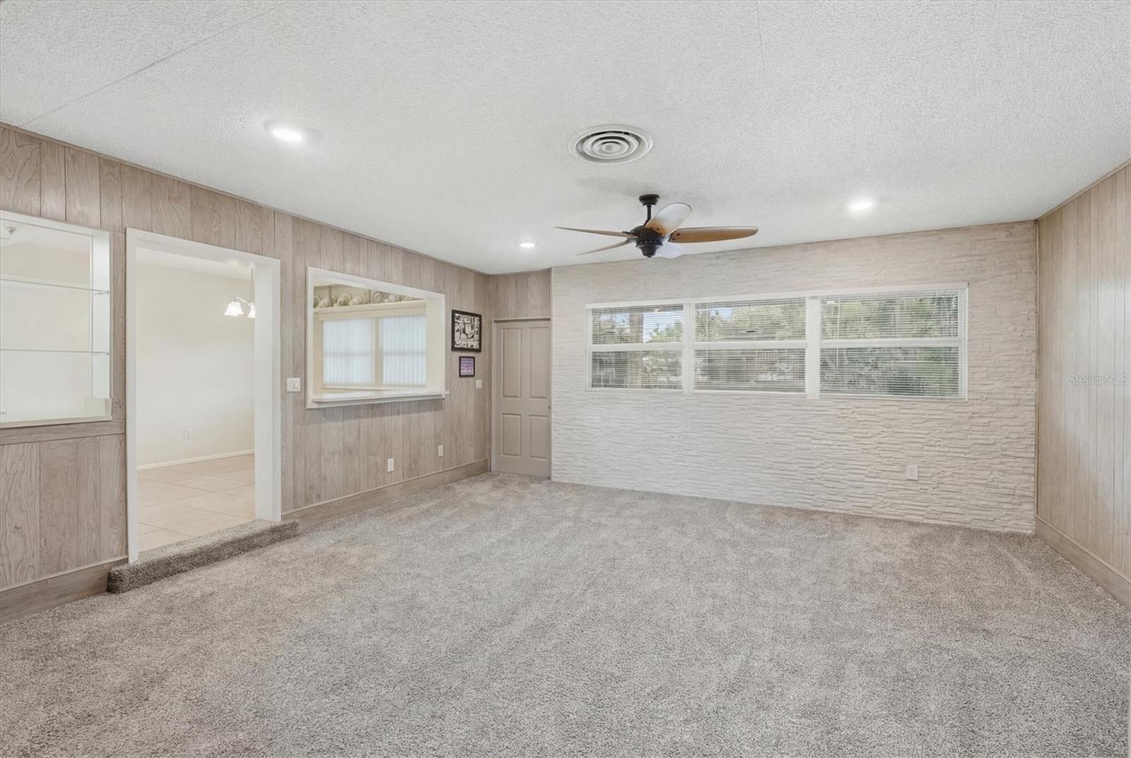 DE SOTO LAKES - Residential