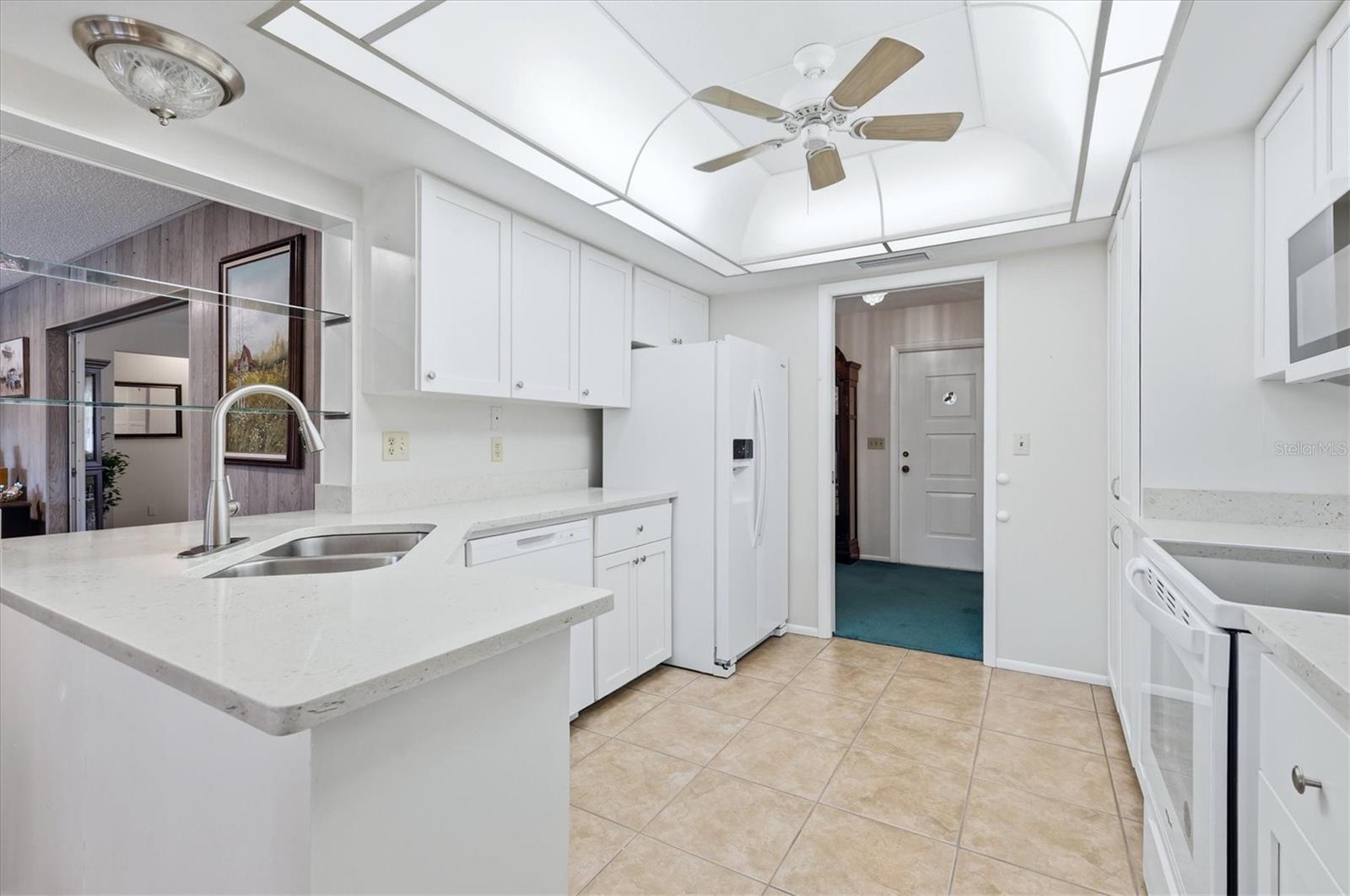 DE SOTO LAKES - Residential