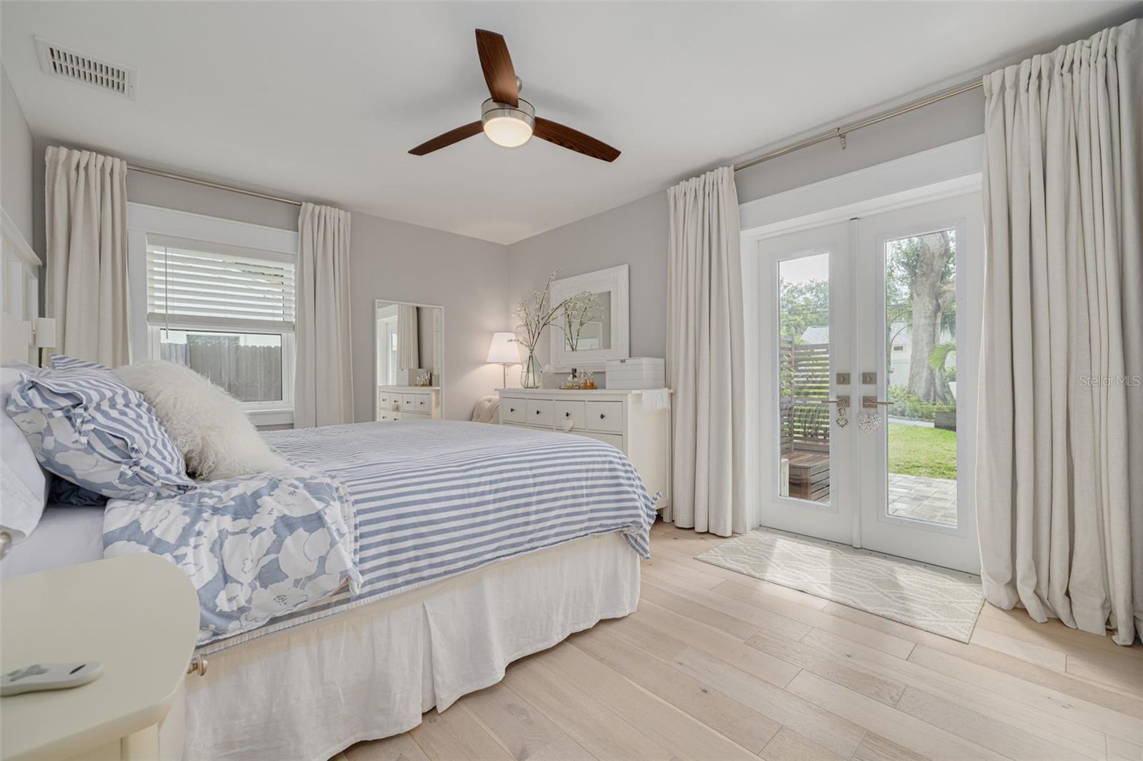 1643 SANTA ANNA DRIVE
