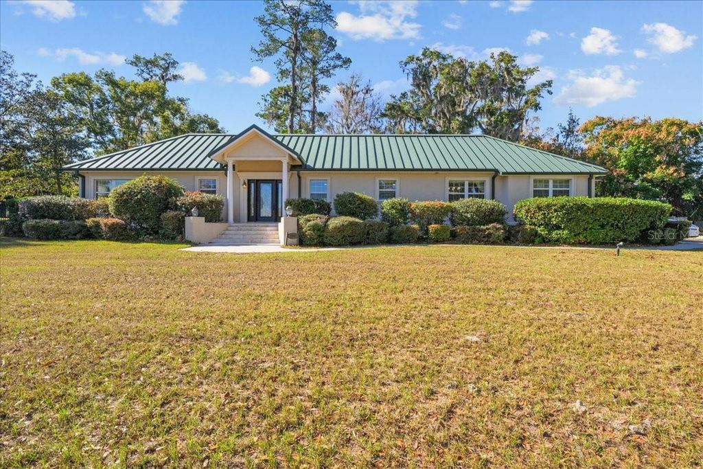 Photo of 1068 S Marion Avenue, Lake City, FL 32025 (MLS # G5105212)