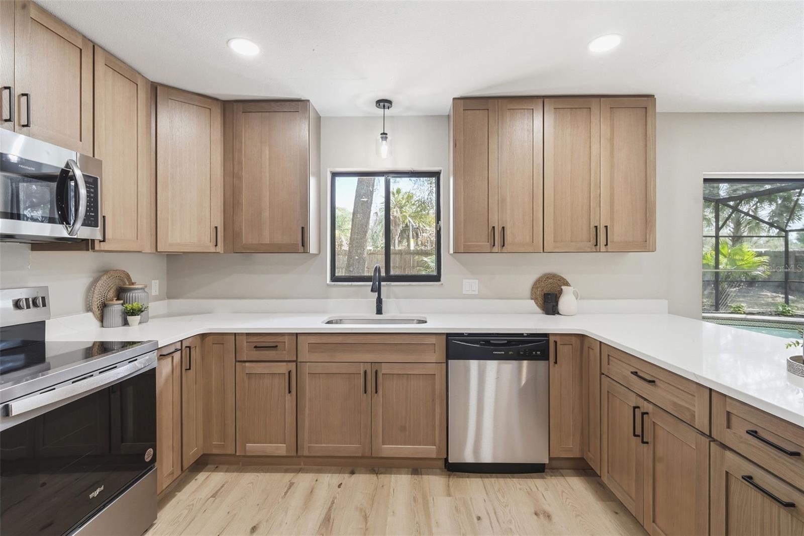 MAGNOLIA VILLAGE - Residential