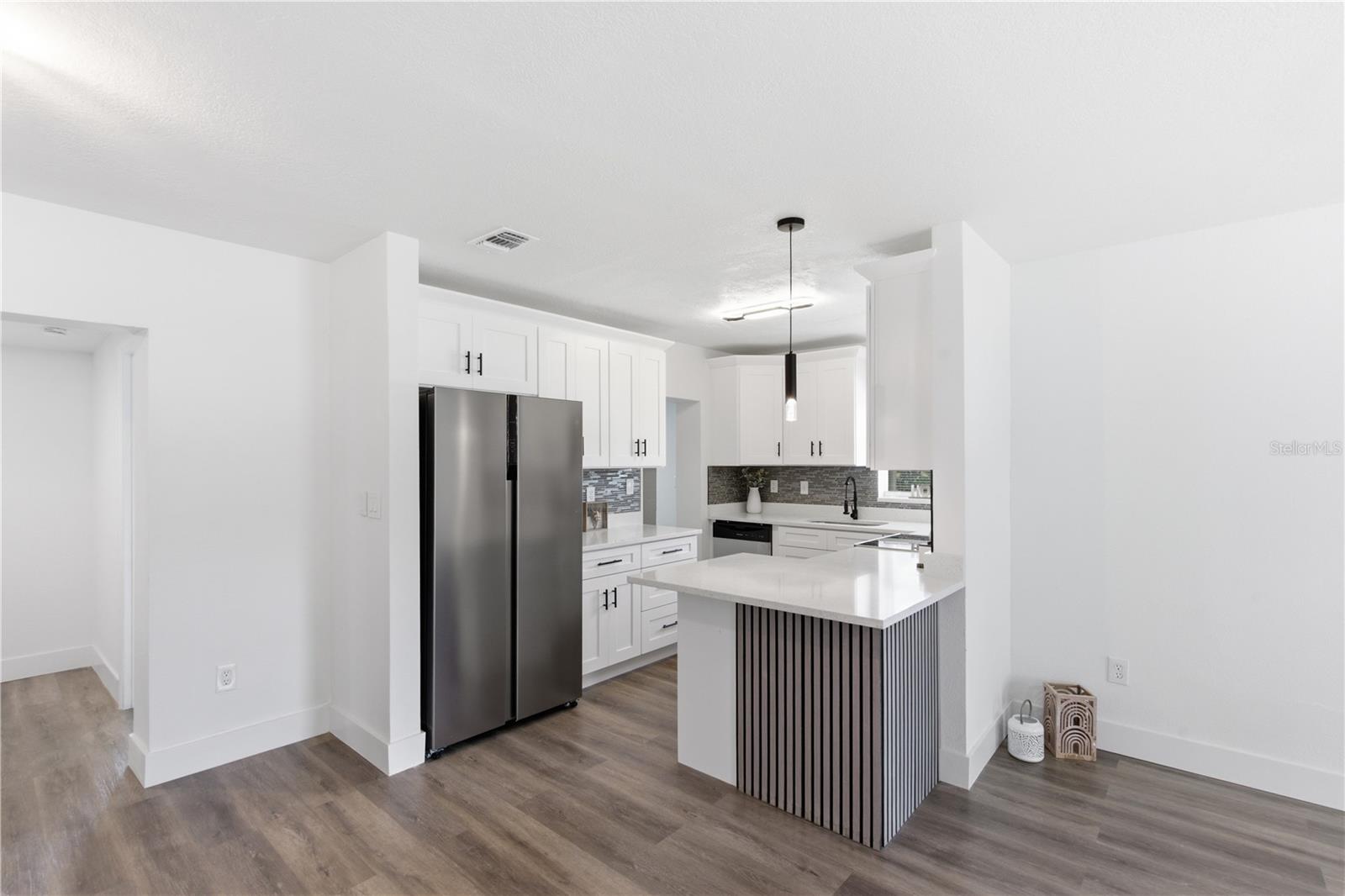 RIDGE CREST SUB - Residential