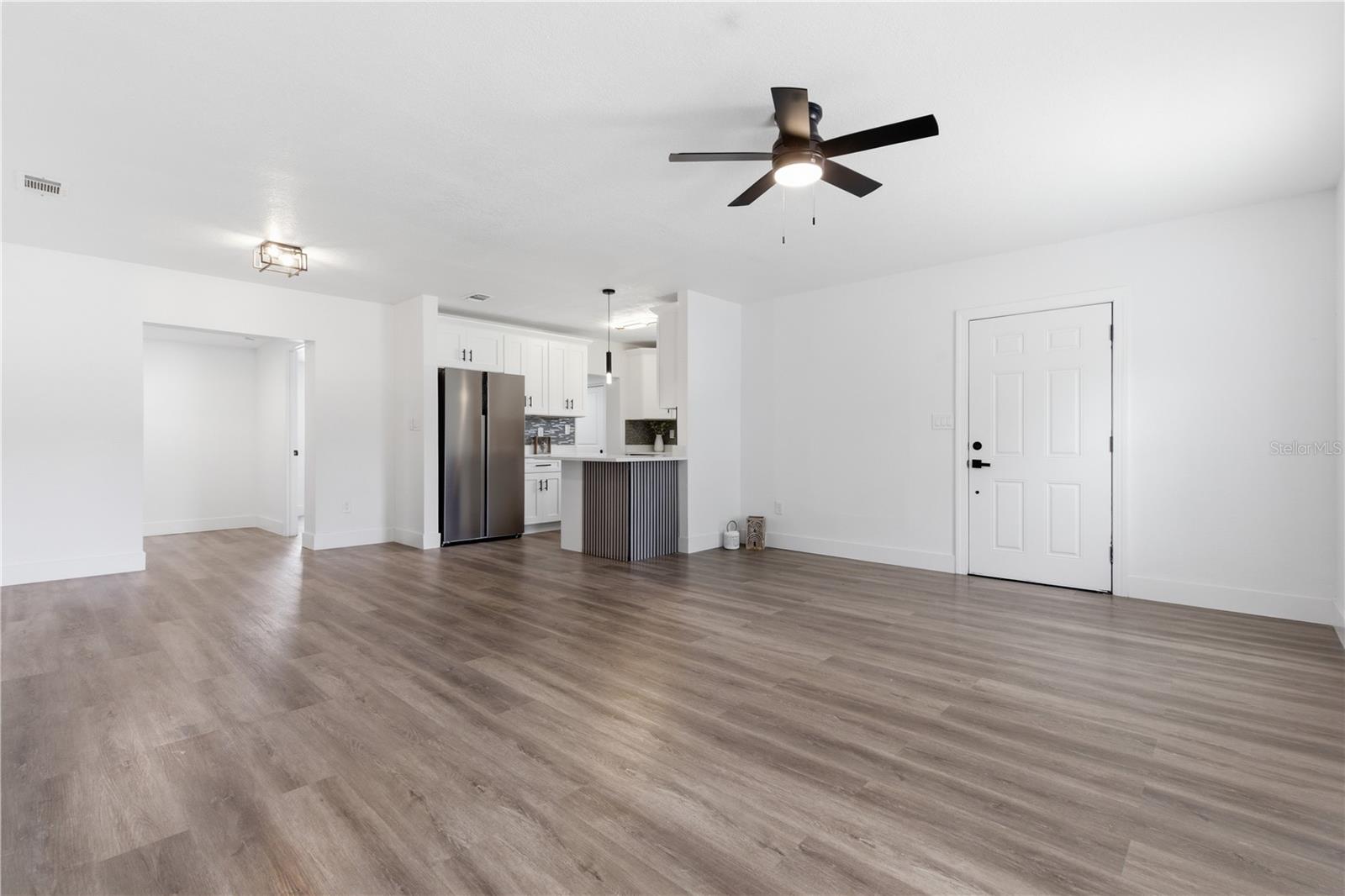 RIDGE CREST SUB - Residential