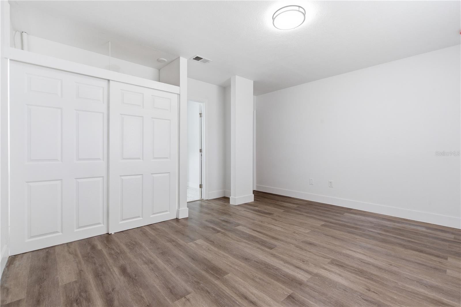 RIDGE CREST SUB - Residential