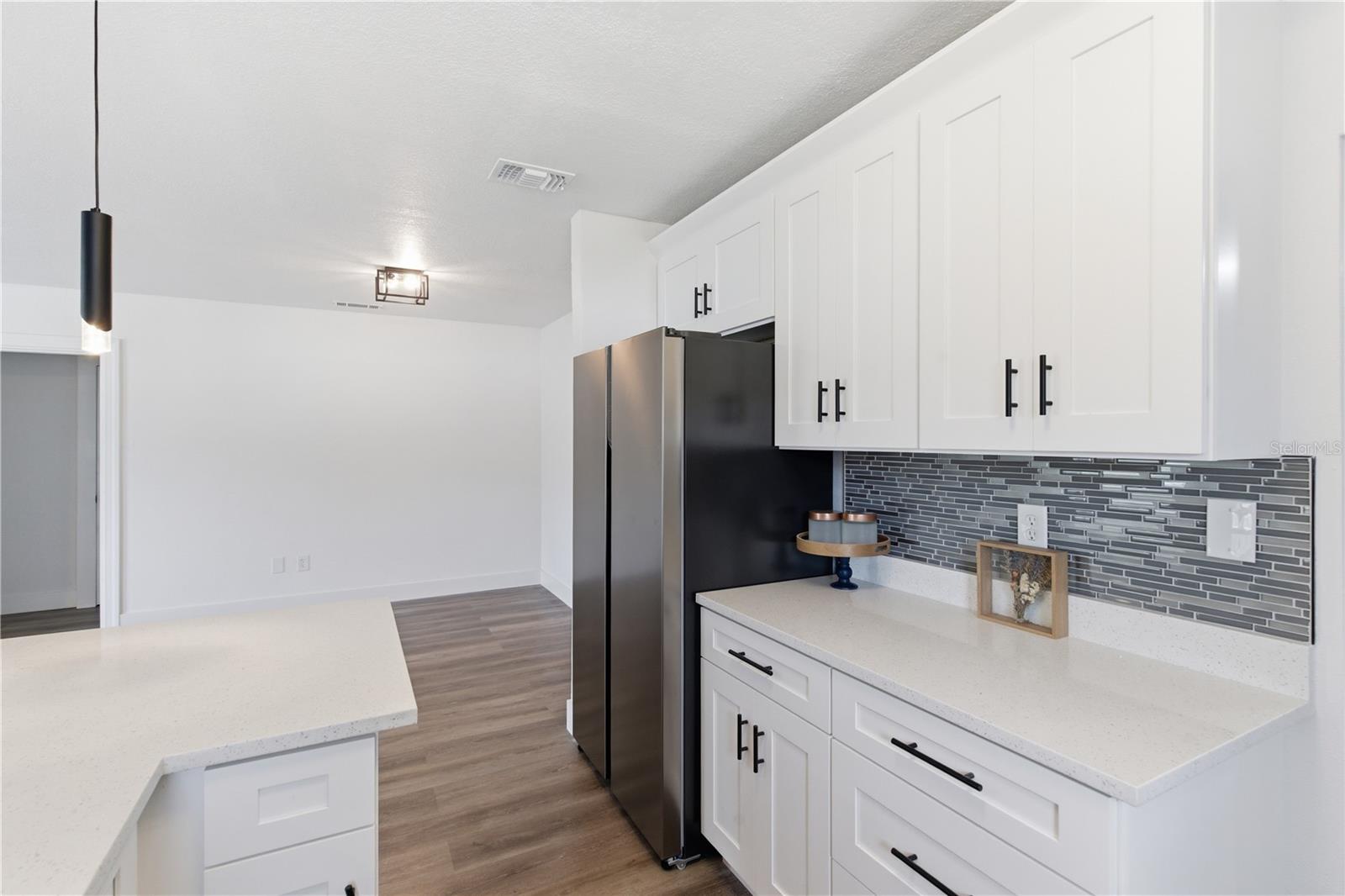 RIDGE CREST SUB - Residential