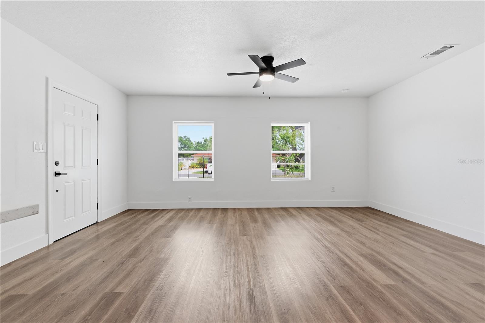 RIDGE CREST SUB - Residential