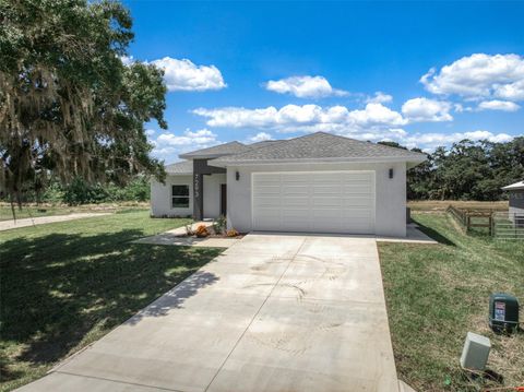 A home in SEBRING