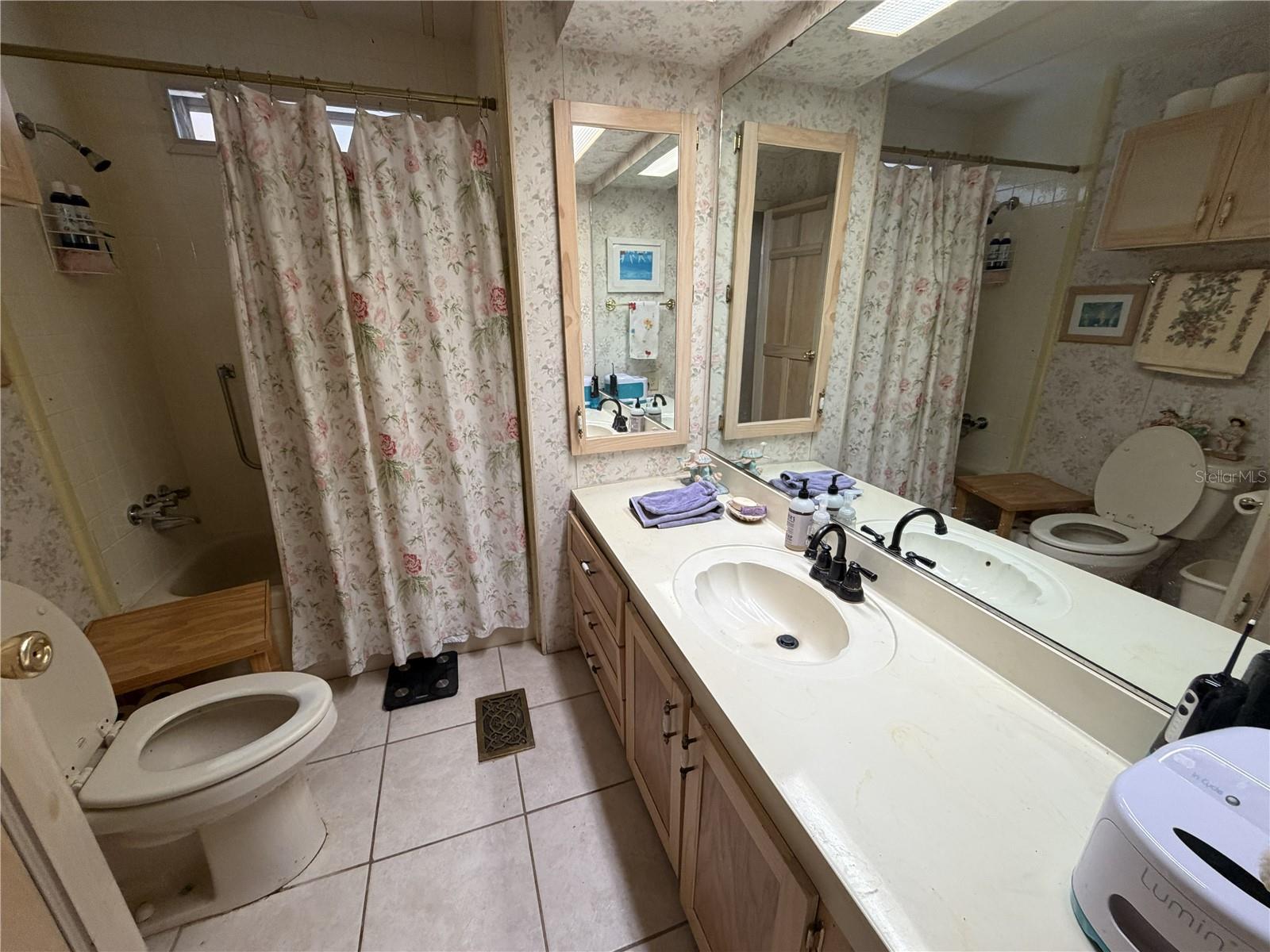 TRI-PAR ESTATES - Residential