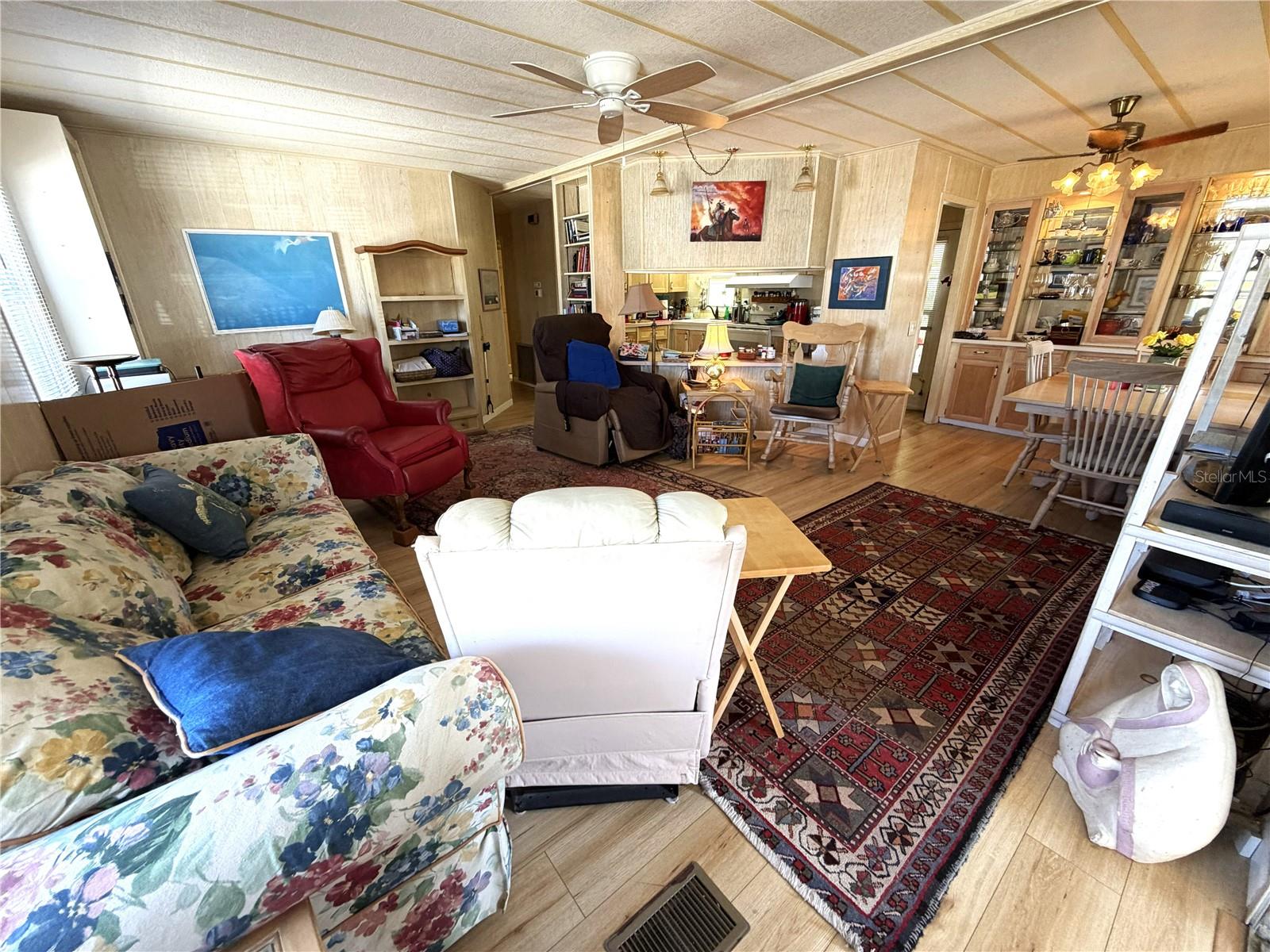 TRI-PAR ESTATES - Residential