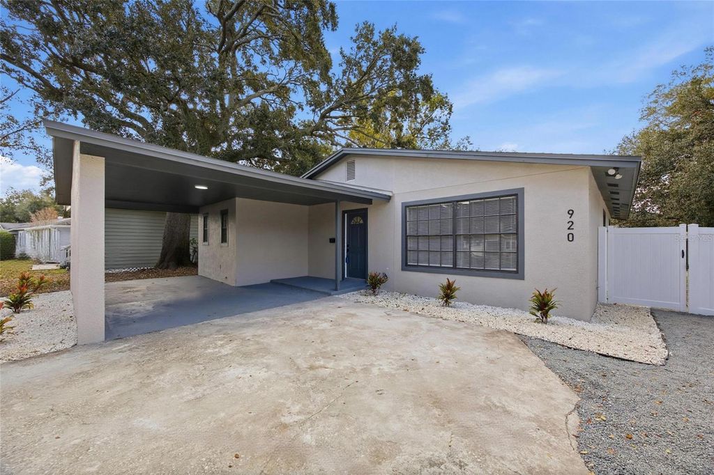 Photo of 920 W Candlewood Avenue, Tampa, FL 33603 (MLS # TB8463806)