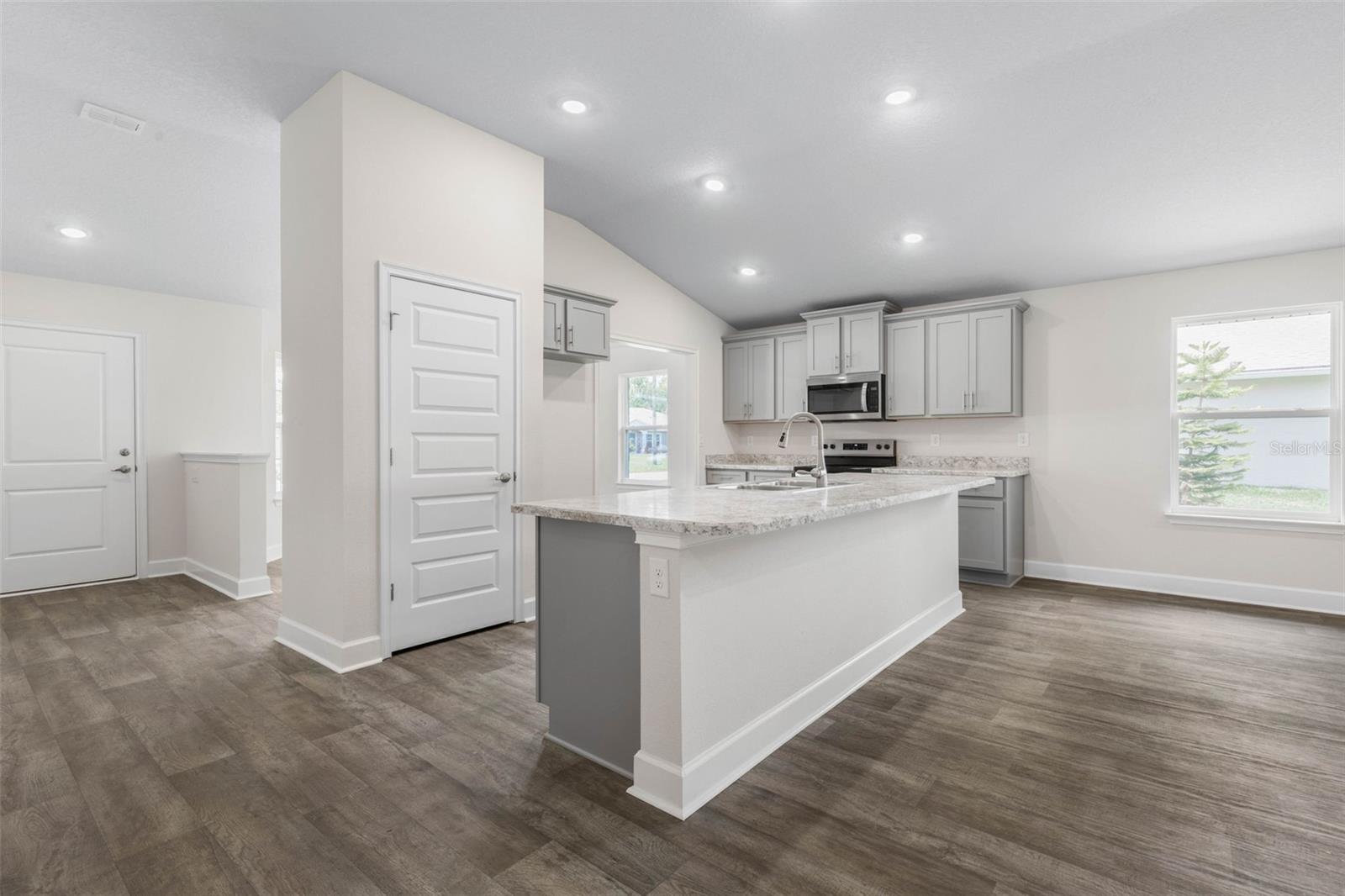 432 UNDERWOOD TRAIL