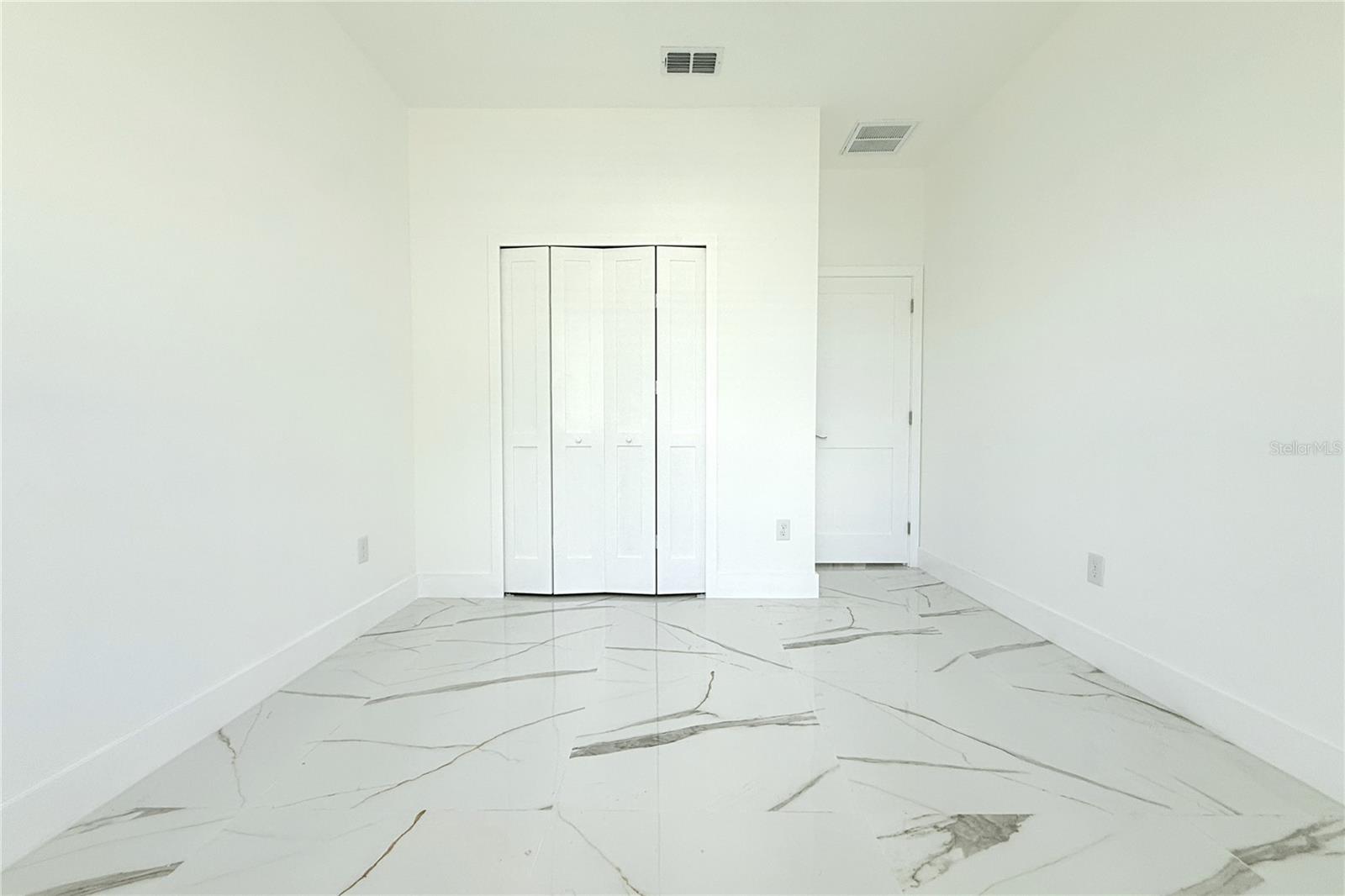 TAMPA OVERLOOK - Residential