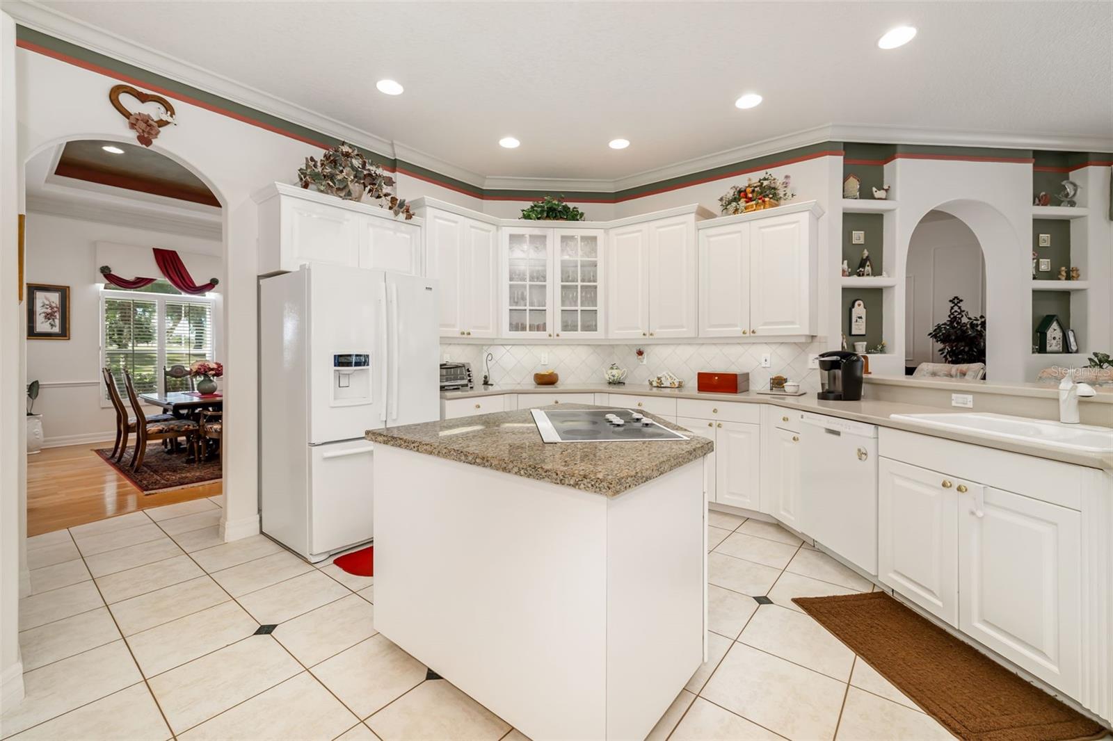 LAUREL OAK ESTATES SEC 10 - Residential