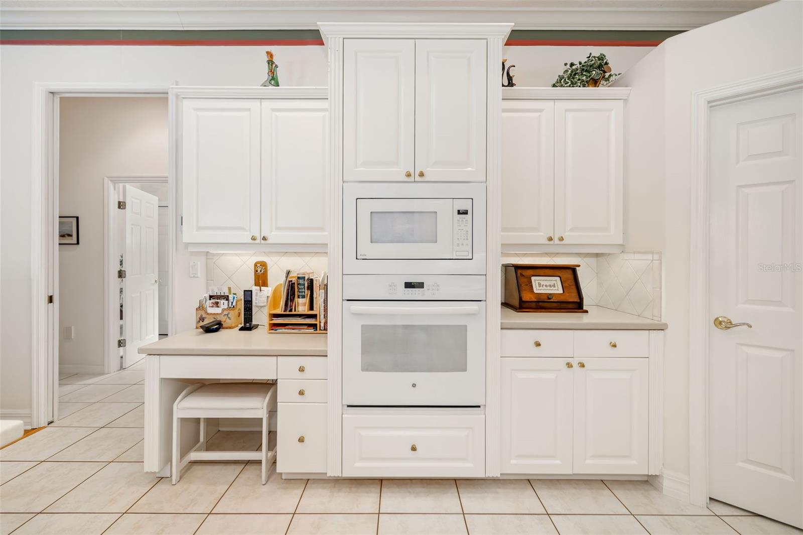 LAUREL OAK ESTATES SEC 10 - Residential