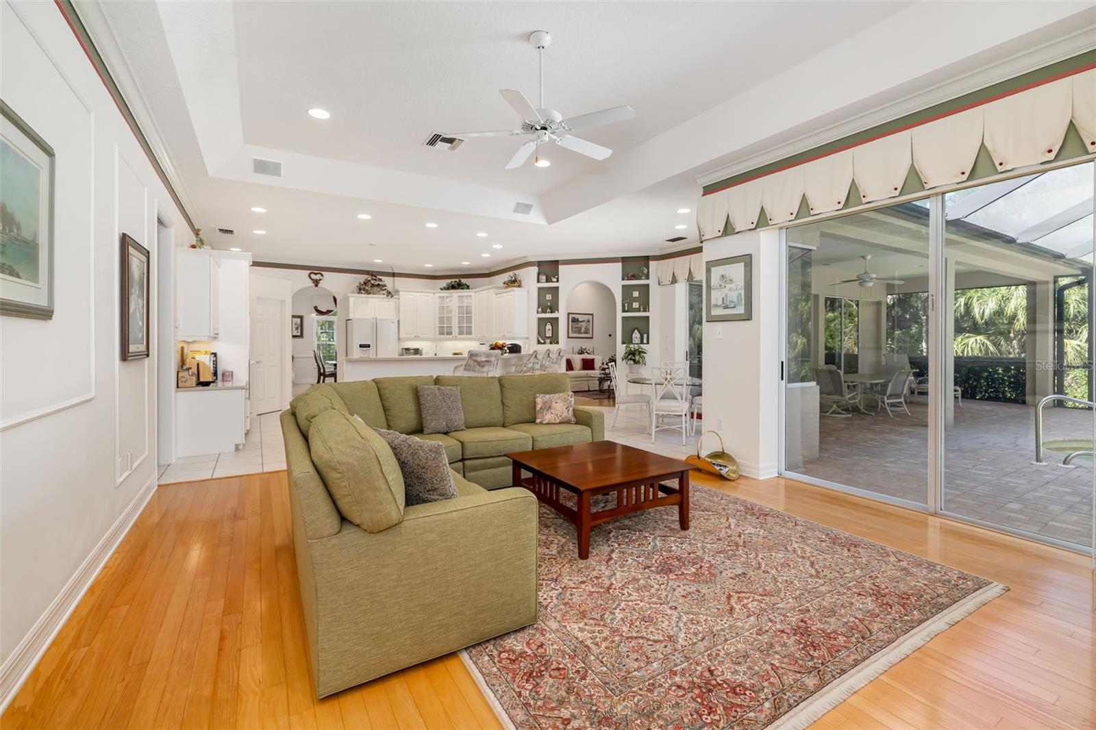 LAUREL OAK ESTATES SEC 10 - Residential