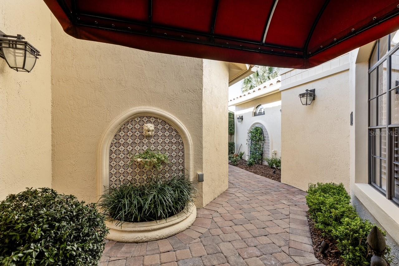 VILLA D ESTE AT SWEETWATER COUNTRY - Residential