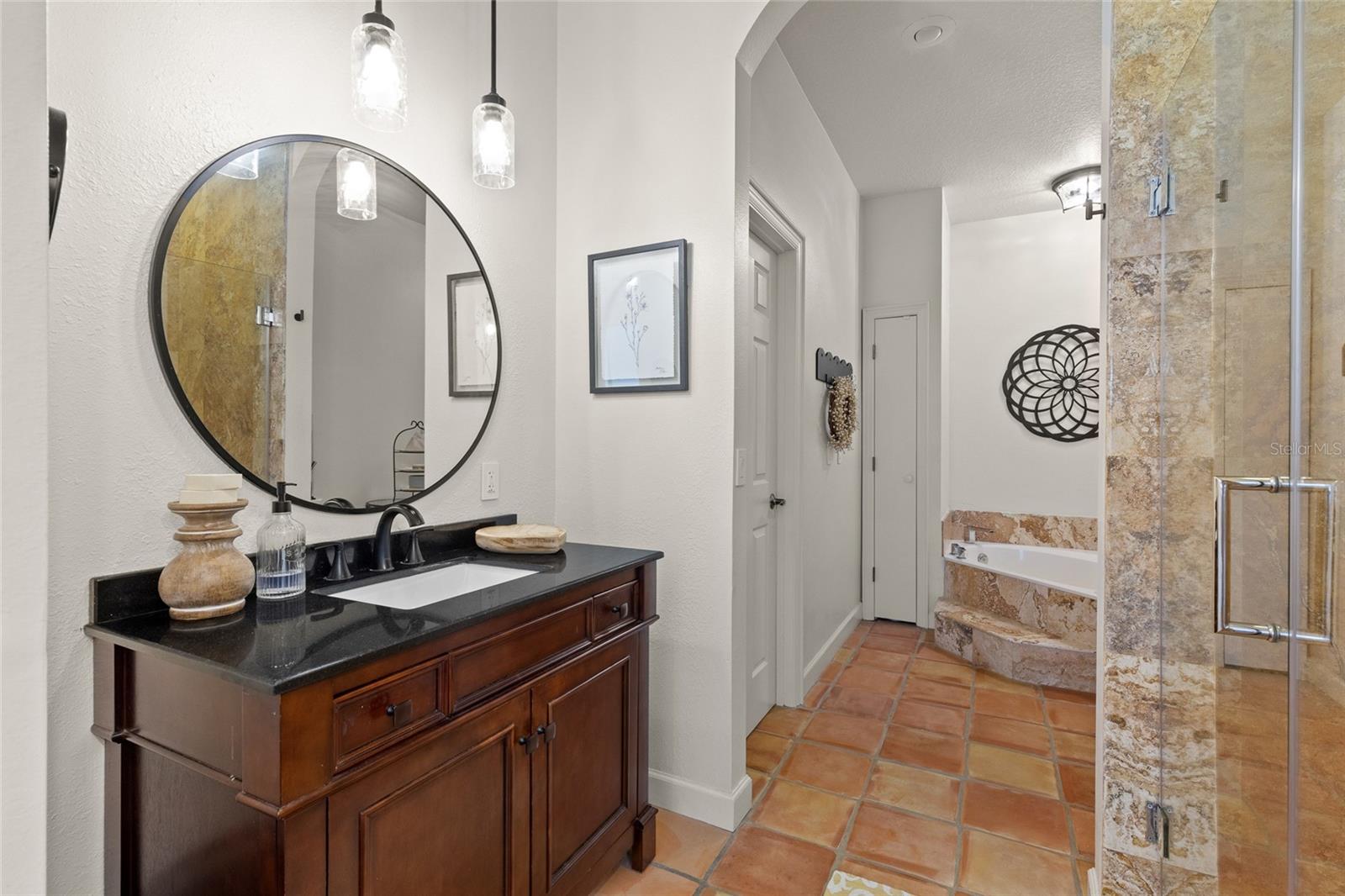 VILLA D ESTE AT SWEETWATER COUNTRY - Residential