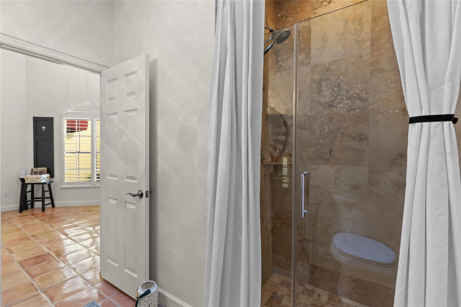 VILLA D ESTE AT SWEETWATER COUNTRY - Residential