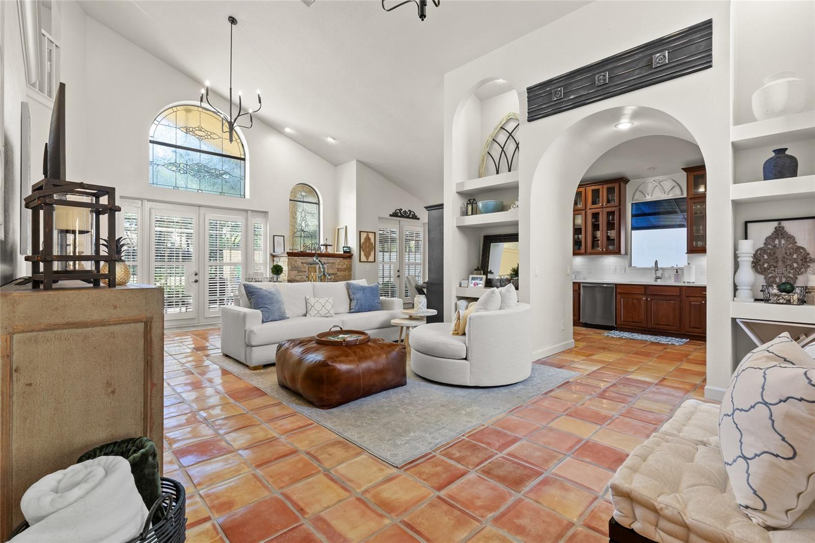 VILLA D ESTE AT SWEETWATER COUNTRY - Residential