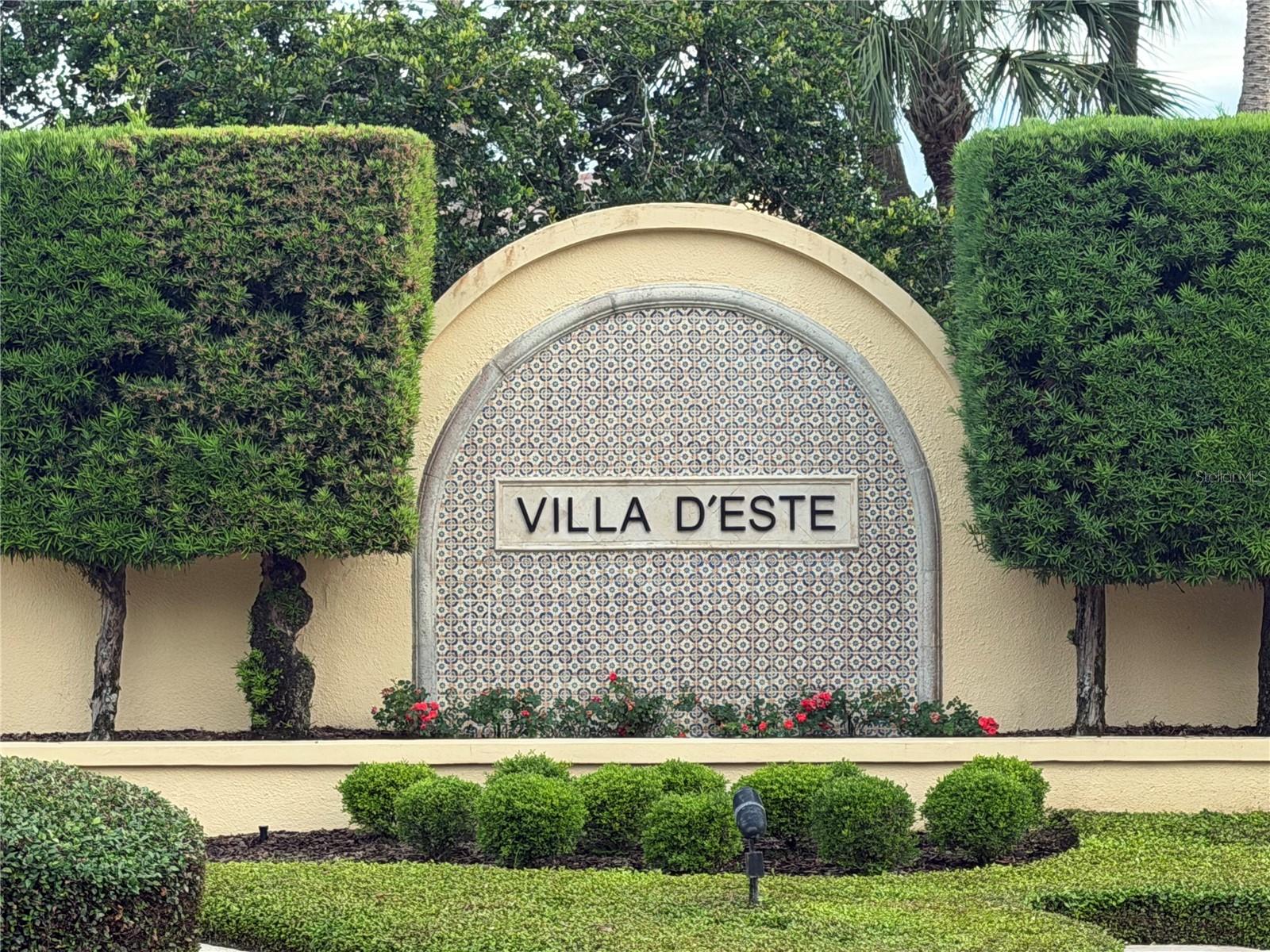 VILLA D ESTE AT SWEETWATER COUNTRY - Residential
