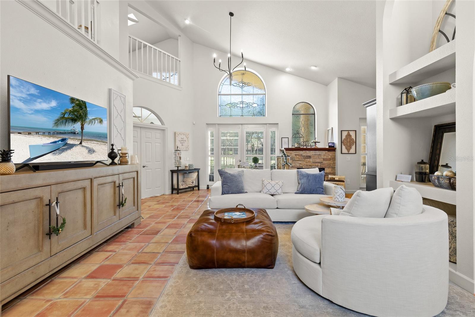 VILLA D ESTE AT SWEETWATER COUNTRY - Residential