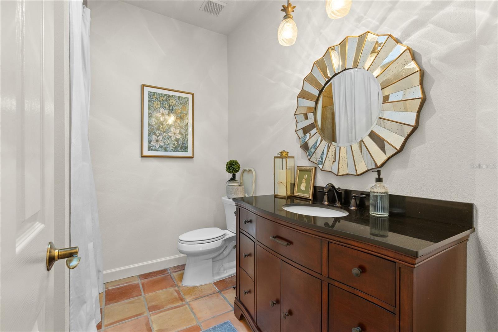 VILLA D ESTE AT SWEETWATER COUNTRY - Residential