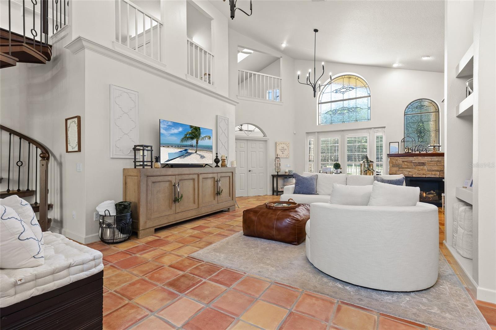 VILLA D ESTE AT SWEETWATER COUNTRY - Residential