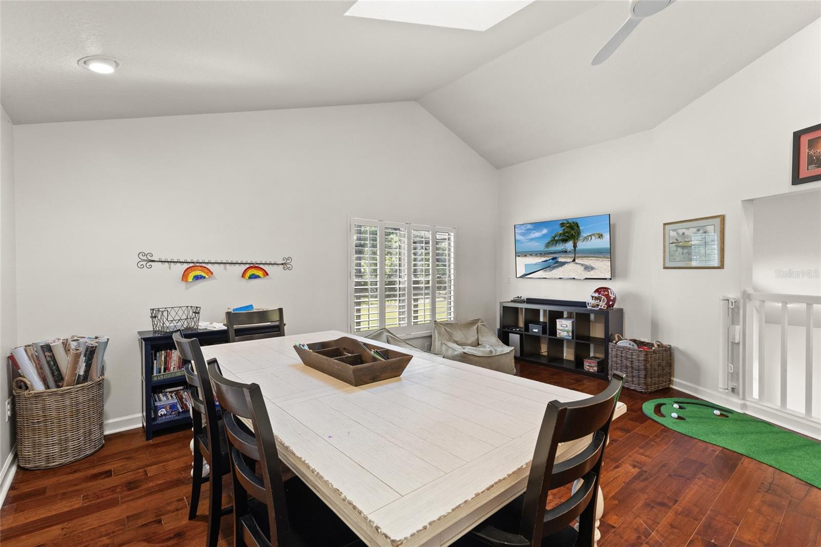 VILLA D ESTE AT SWEETWATER COUNTRY - Residential