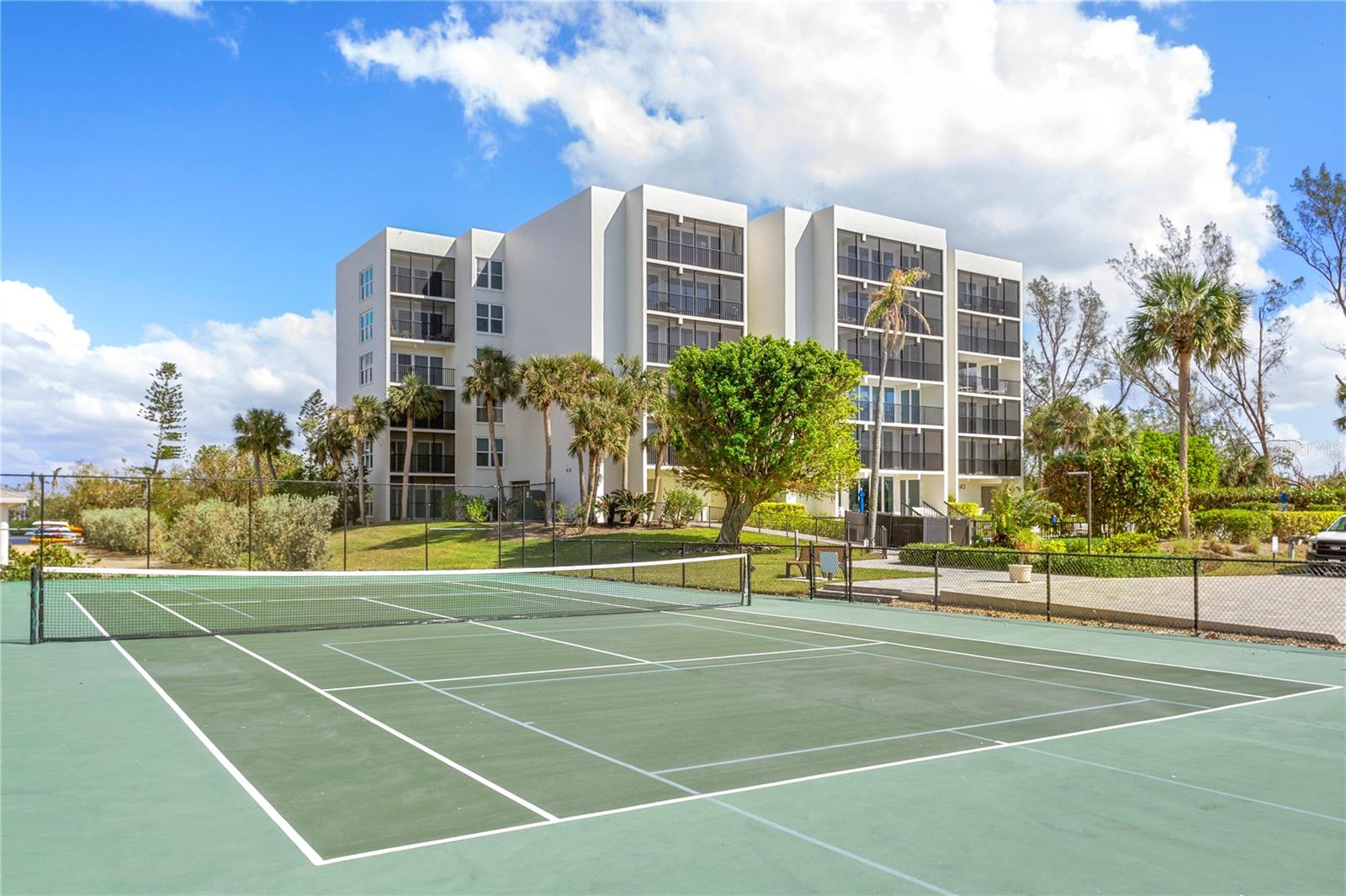 PORTOBELLO - Residential Lease