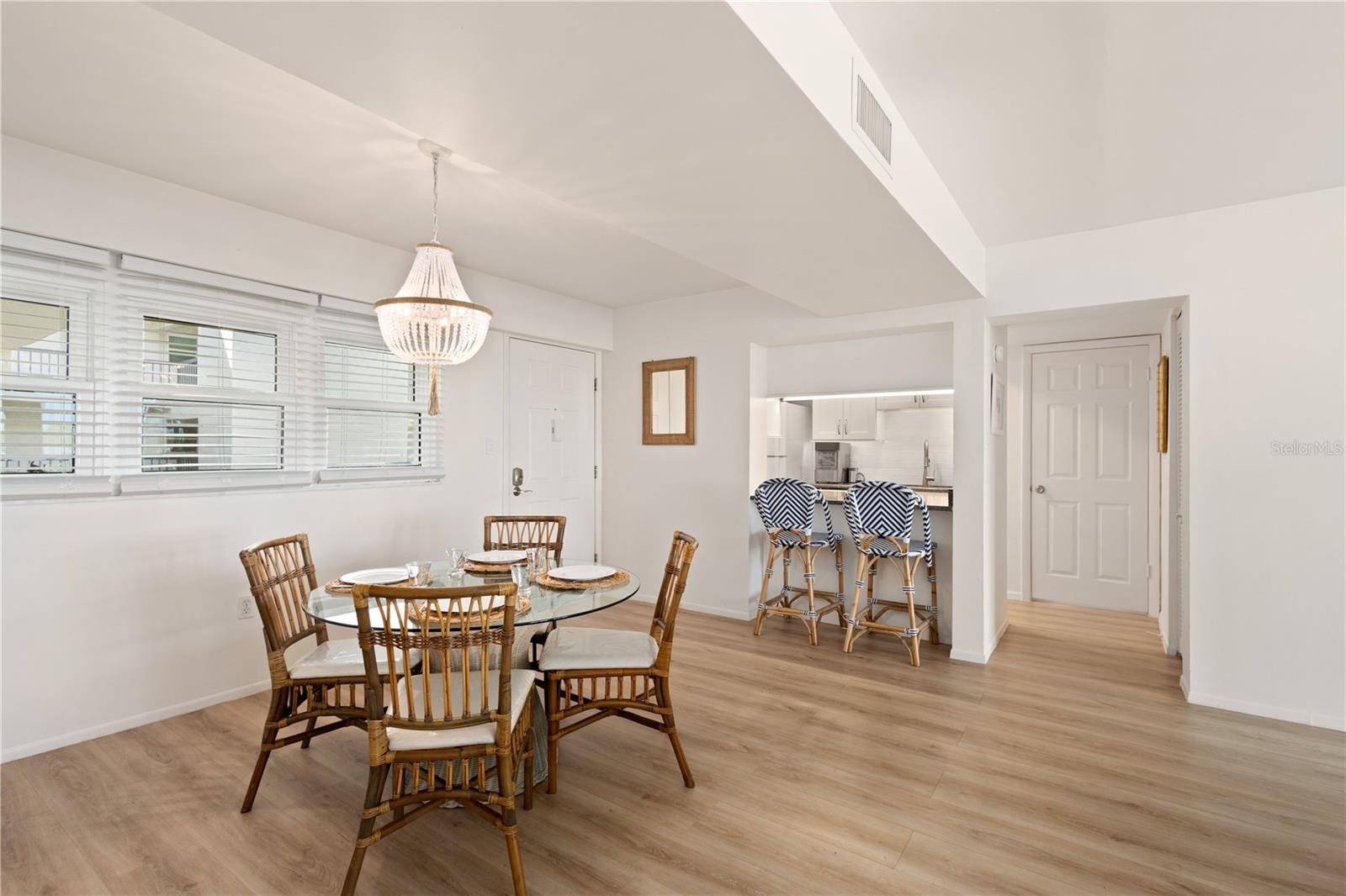 PORTOBELLO - Residential Lease