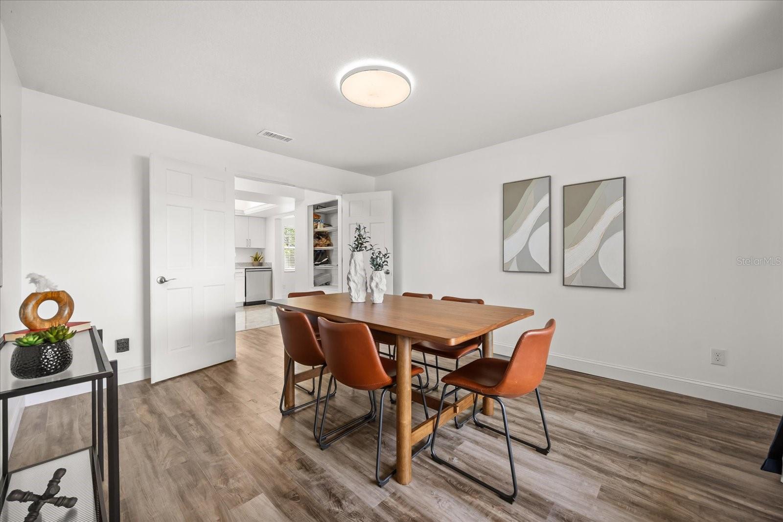 LAKE JESSAMINE ESTS - Residential