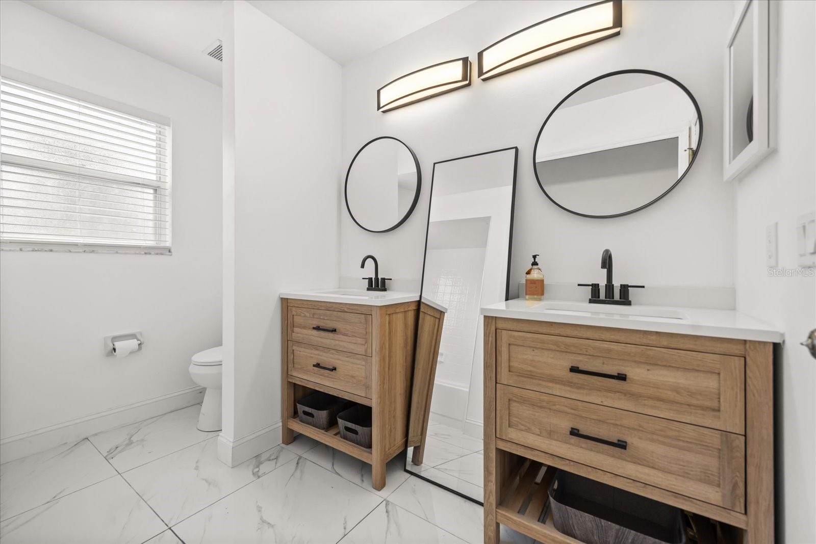 LAKE JESSAMINE ESTS - Residential