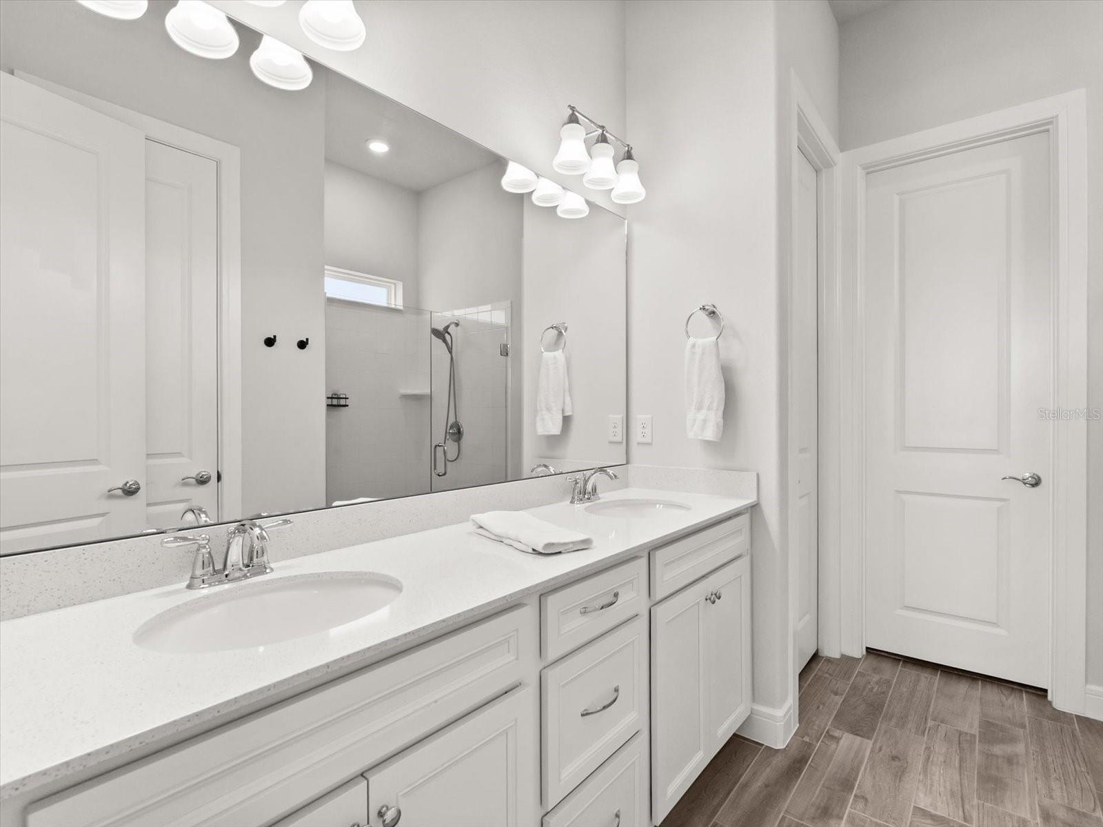 ISLES/LK NONA PH 1A - Residential