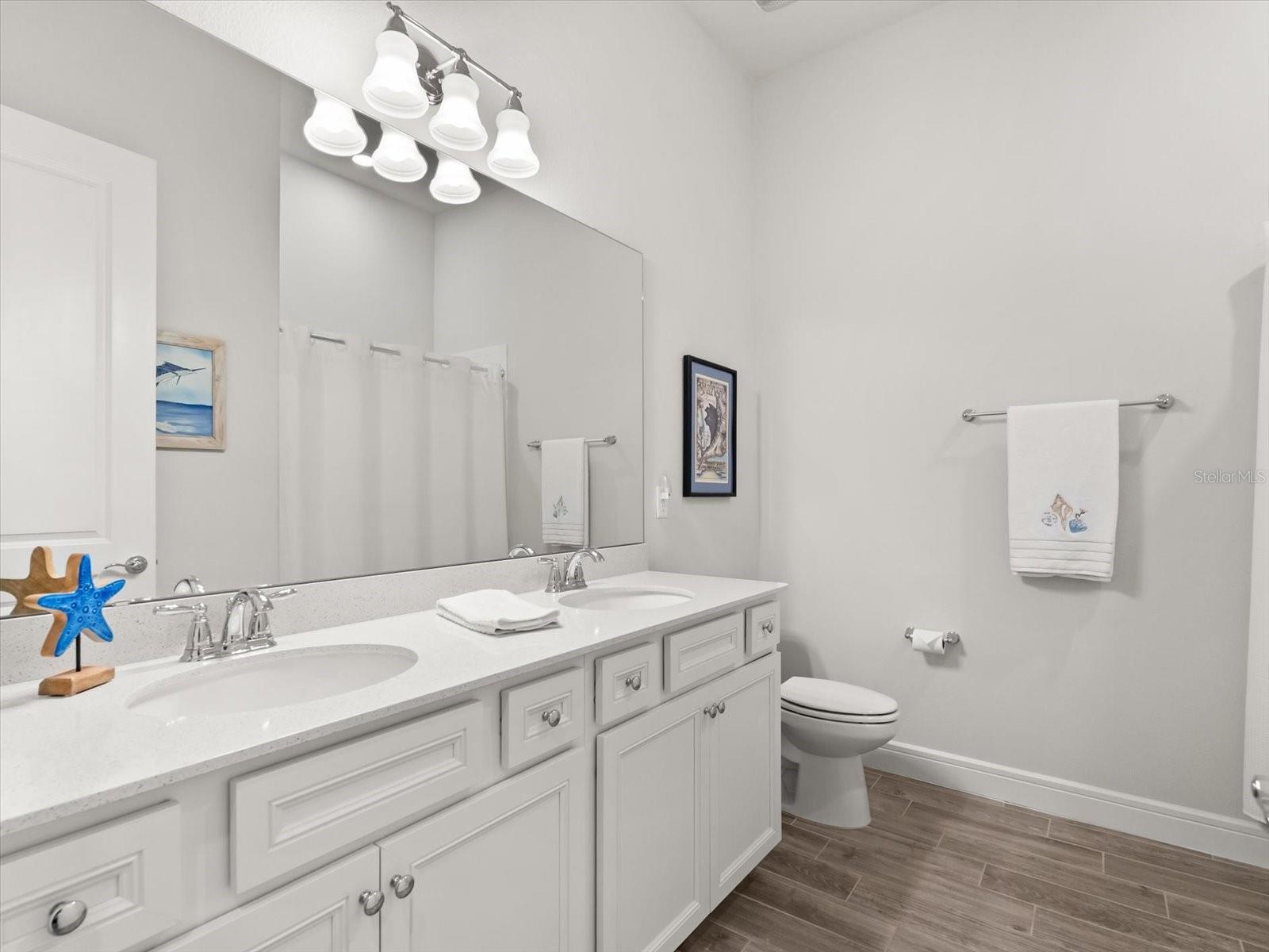 ISLES/LK NONA PH 1A - Residential