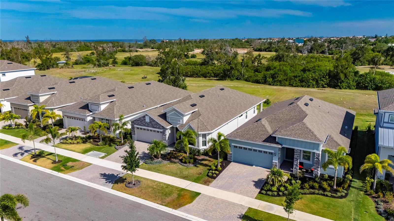 MARISOL POINTE - Residential