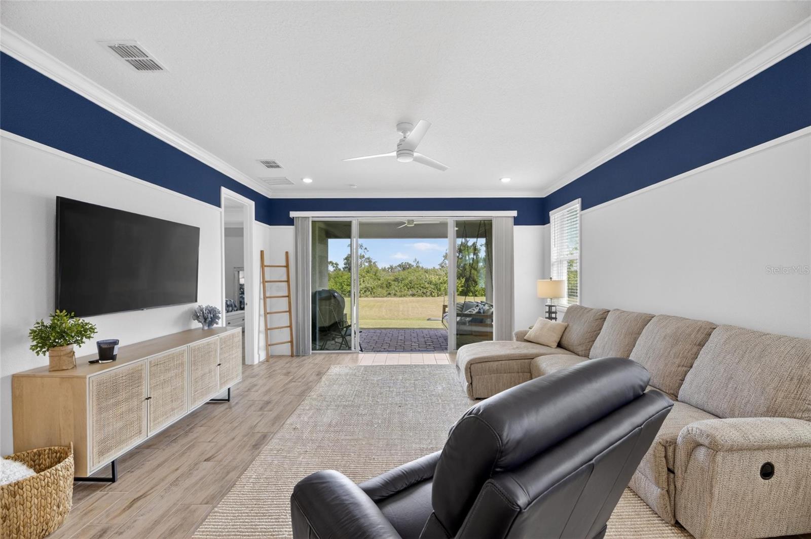 MARISOL POINTE - Residential