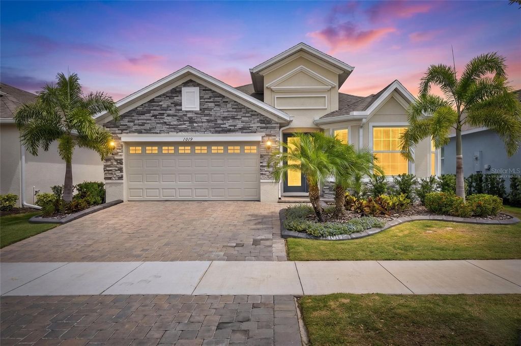 Photo of 1019 Signet Drive, Apollo Beach, FL 33572 (MLS # TB8503882)