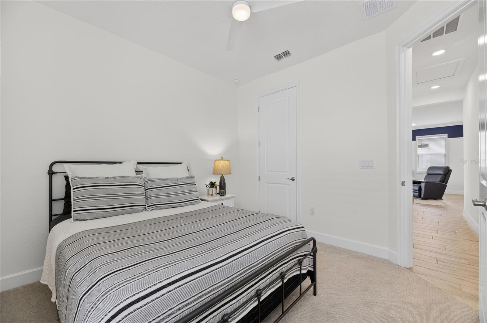 MARISOL POINTE - Residential