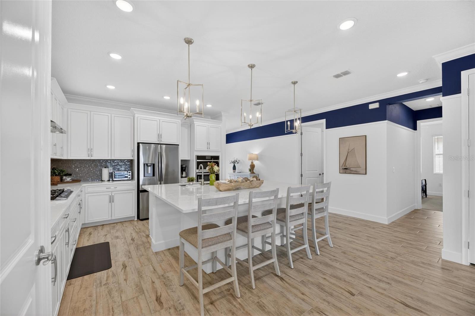 MARISOL POINTE - Residential