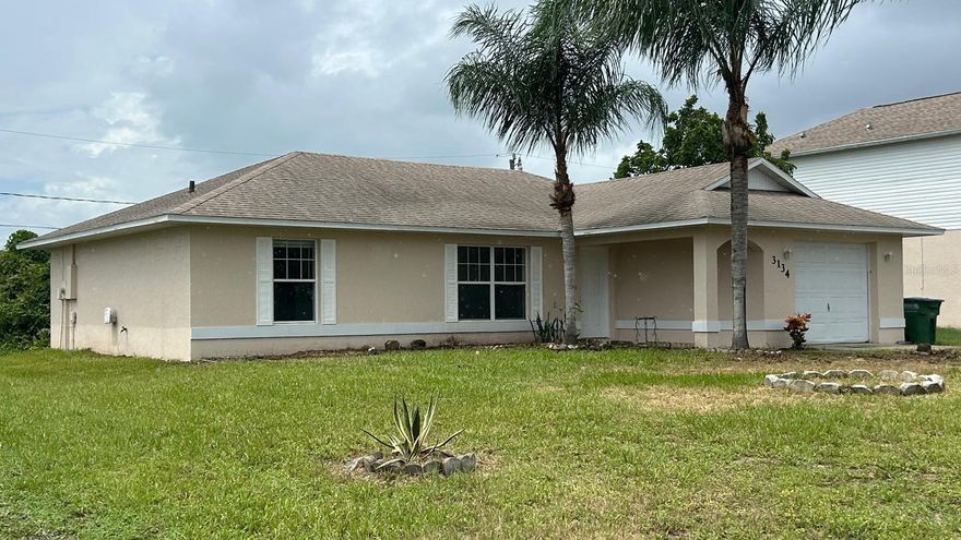 Great Rental Opportunity in Deltona, FL!
Discover this charming home located in one of the largest and fastest-growing cities in Central Florida—well known for its peaceful residential living and convenient access to both Orlando and Daytona Beach. Enjoy a prime location close to restaurants, hospitals, grocery stores, the Amazon Fulfillment Center, and much more. With NO HOA, you’ll have the freedom to live comfortably without extra restrictions. Perfect for those seeking convenience, comfort, and accessibility. Don’t miss the chance to make this beautiful property your next home—schedule a showing today!
