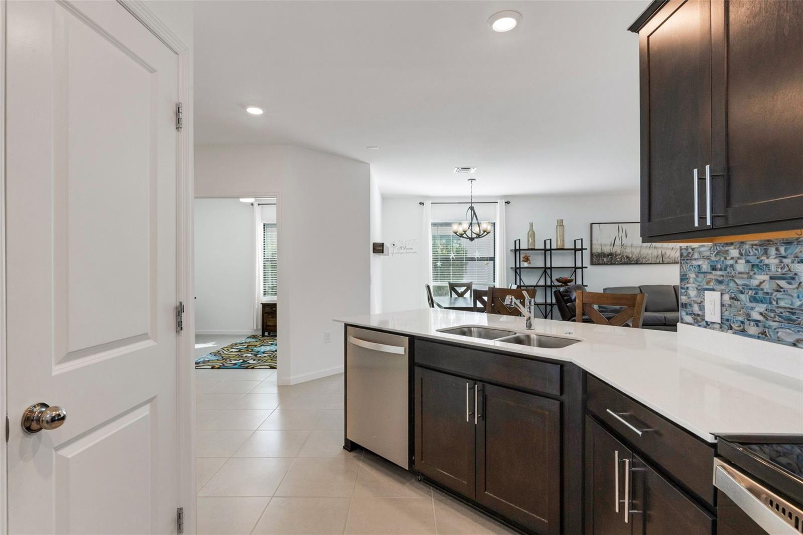 AVANTI AT WATERSIDE - Residential