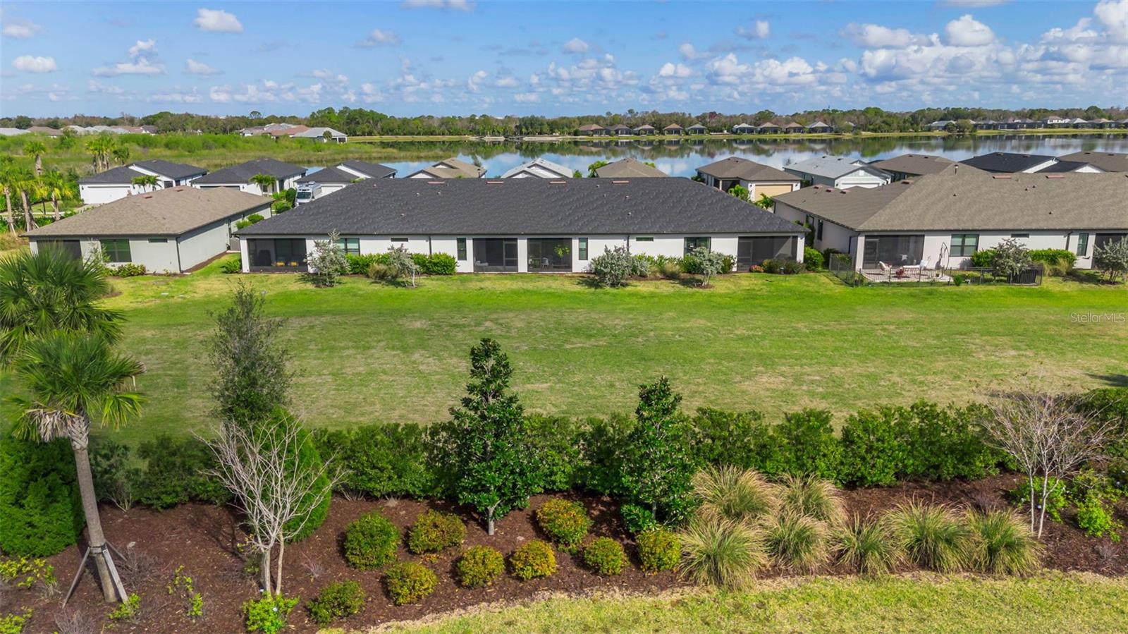 AVANTI AT WATERSIDE - Residential