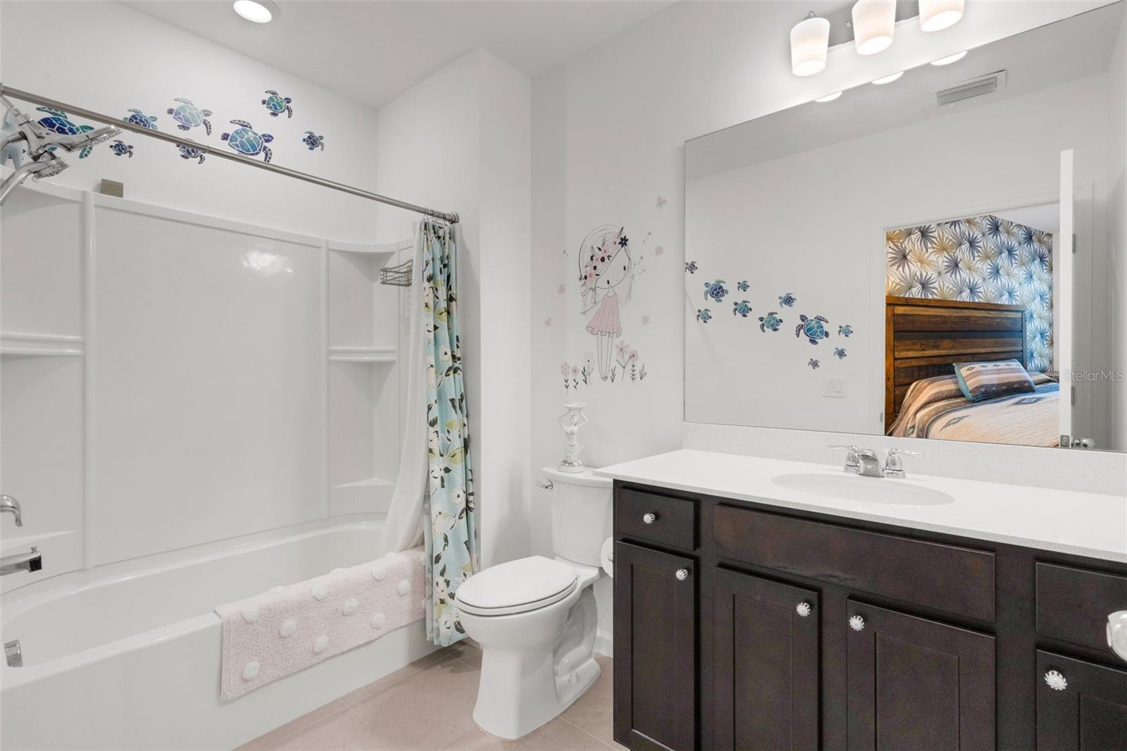 AVANTI AT WATERSIDE - Residential