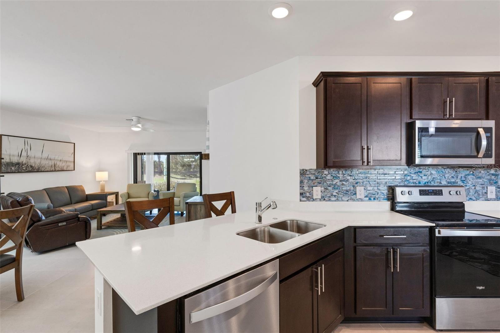 AVANTI AT WATERSIDE - Residential