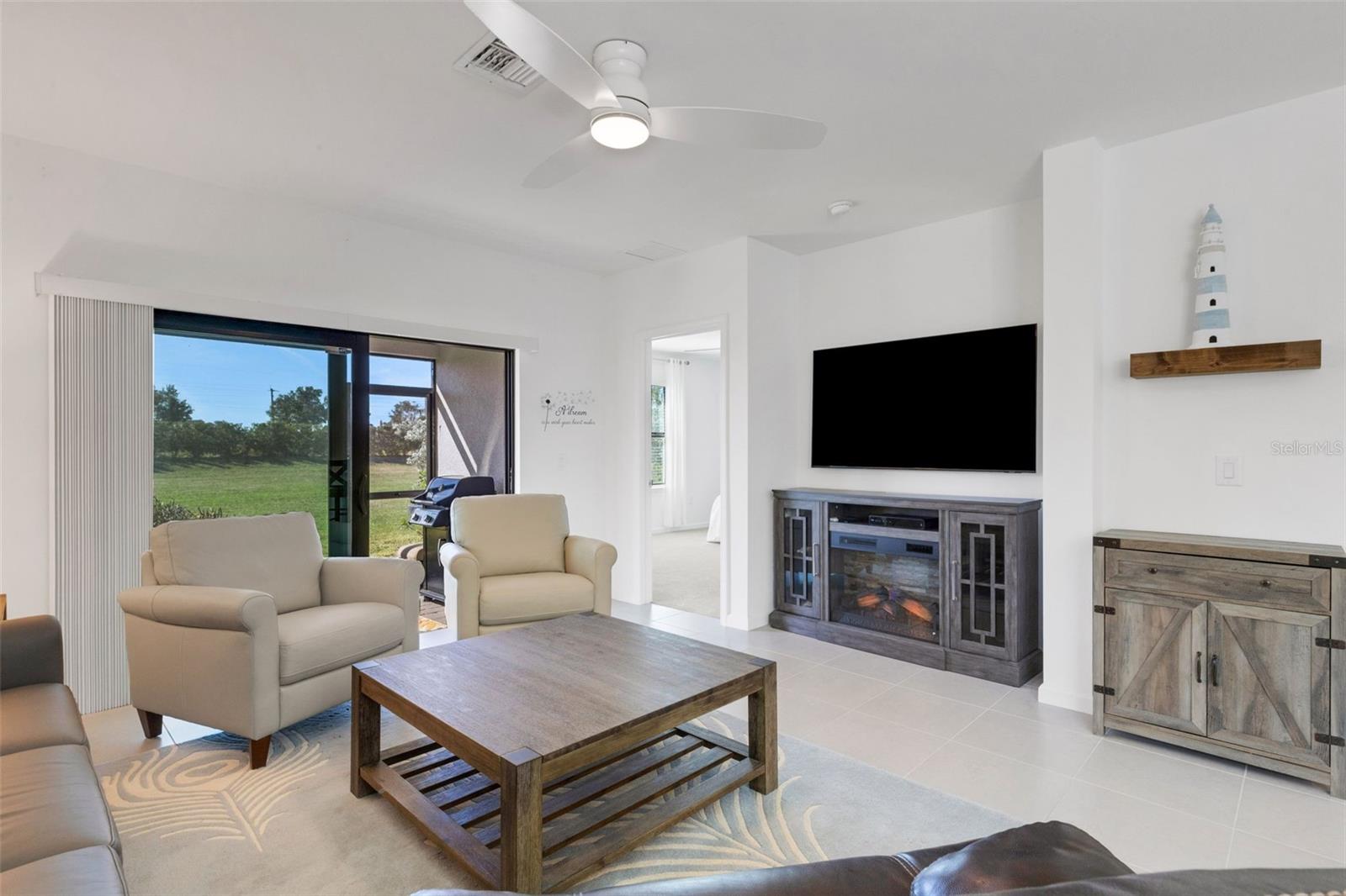 AVANTI AT WATERSIDE - Residential